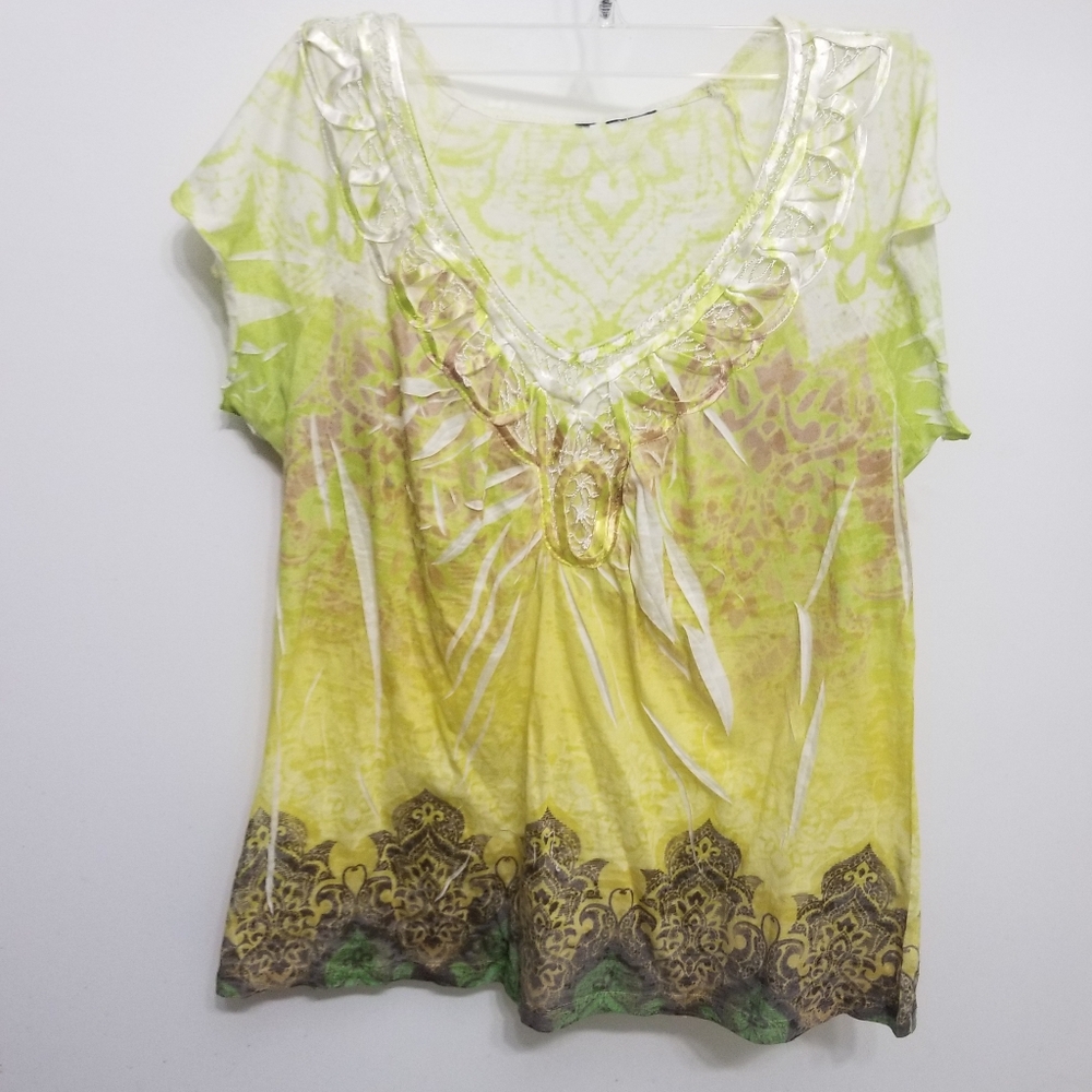 VGUC green patterned lacy women's shirt